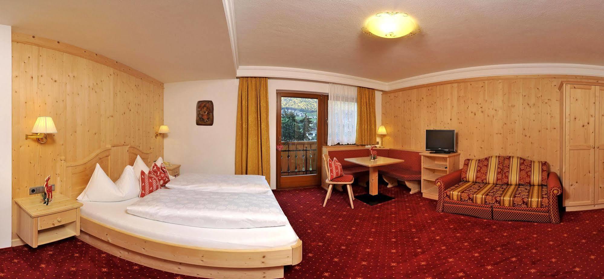 Hotel Digon Ortisei Zewnętrze zdjęcie